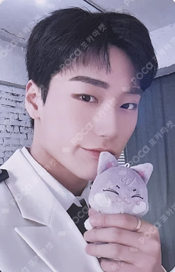 ATEEZ X ANITEEZ ADVENTURE POP-UP STORE ANITEEZ IN ILLUSION PLUSH KEYRING