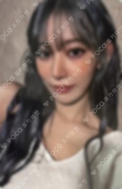LE SSERAFIM SAKURA photocard image