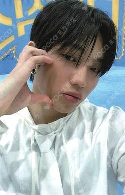 BOYHOOD KTOWN4U JUNHYEOK photocard image