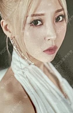 Starlit of Muse POCAALBUM ver. Moon Byul photocard image