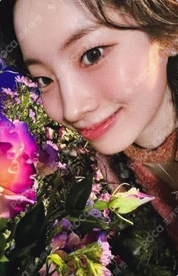 With YOU-th YES24 DAHYUN photocard image