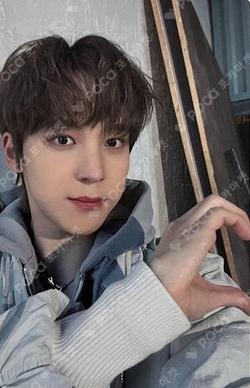 NOT OKAY FIRST PRESS A YUNHO photocard image