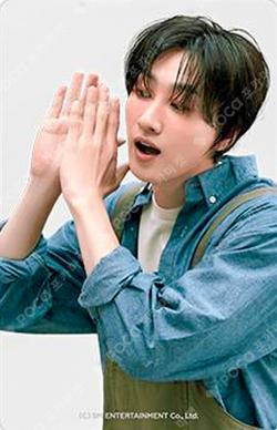 2024 SEASON'S GREETINGS CLEAR PHOTO CARD EUNHYUK photocard image