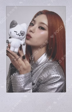 ITZY 2ND WORLD TOUR BORN TO BE in SEOUL TWINZY FRAME PHONE TAB