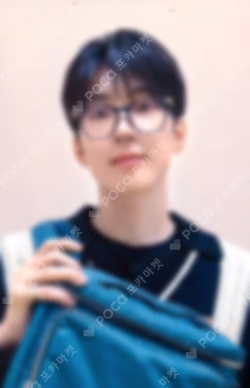 Artist-Made Collection by SEVENTEEN Season 2. LOVE PACKED CROSS BAG WONWOO photocard image