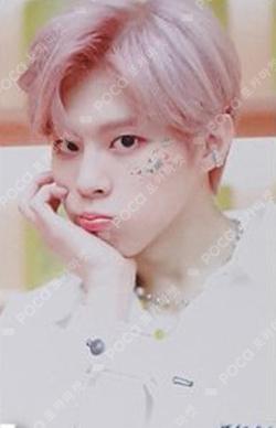 2ND DESIRE [TASTY] MUSICART KIM WOO SEOK photocard image