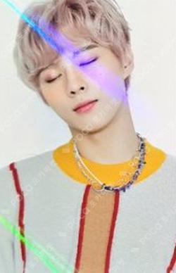 2ND DESIRE [TASTY] MAKESTAR KIM WOO SEOK photocard image