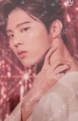 wallaVU KIM WOO SEOK photocard image