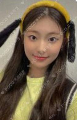 RUN KTOWN4U YEL photocard image