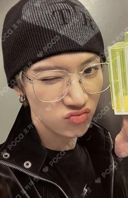 OFFICIAL FANLIGHT TEN photocard image