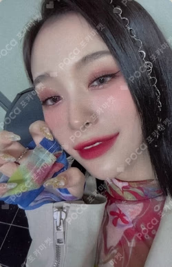 Apocalypse : Follow us KTOWN4U GAHYEON photocard image