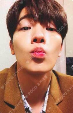 606 APPLEMUSIC DONGHAE photocard image