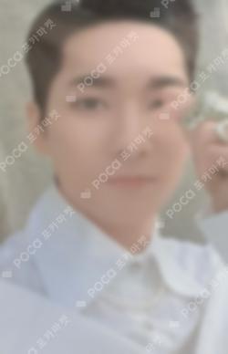 The Best Album : Needle & Bubble KIT ALBUM AARON photocard image