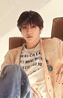 2024 WELCOMING COLLECTION JIHOON photocard image