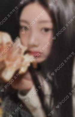 ILLIT WONHEE photocard image