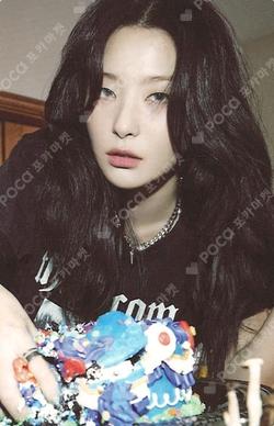 Red Velvet SEULGI photocard image