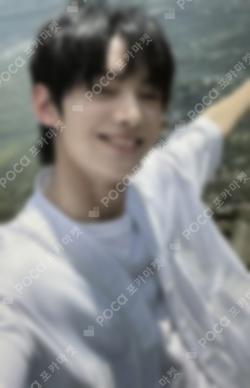 Sparkling Blue YETIMALL HANJIN photocard image