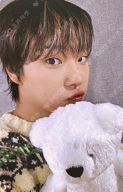 BEAUTIFUL SHADOW JUMP UP POP-UP STORE LUCKY DRAW