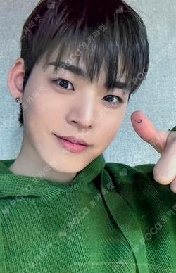 BEAUTIFUL SHADOW JUMP UP POP-UP STORE LUCKY DRAW