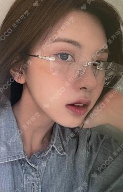 Fe3O4: BREAK EVERLINE LUCKY DRAW BAE photocard image