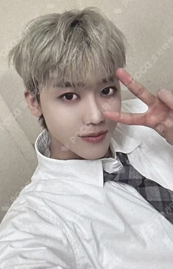 DREAM( )SCAPE KPOP MERCH