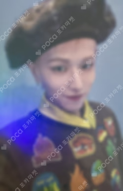 HOW? COMEBACK LIVE WEVERSE RIWOO photocard image