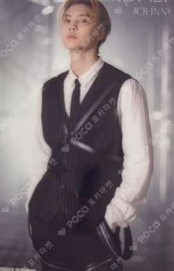 LOVEHOLIC TOWER RECORDS