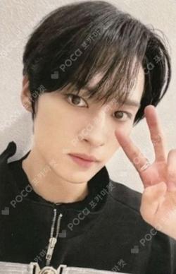 Stray Kids LEE KNOW photocard image