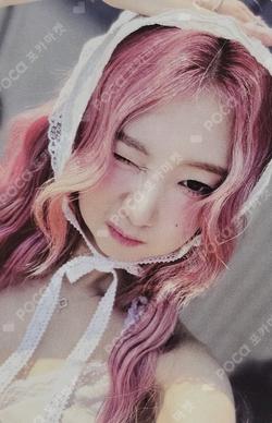 One Of A Kind EVERLINE LUCKY DRAW YeoJin photocard image