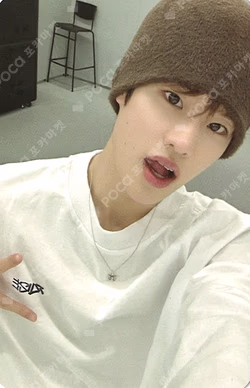 VALENTINE'S DAYZE LONG SLEEVE (WHITE) SOHEE photocard image