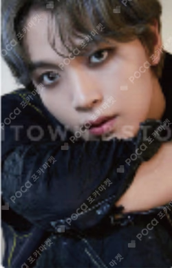 NCT #127 WE ARE SUPERHUMAN PHOTO KEY RING + HOLOGRAM CARD SET