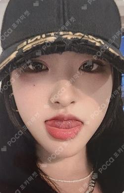 One Of A Kind POP-UP STORE REWARD Olivia Hye photocard image