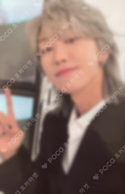 17 IS RIGHT HERE WEVERSE