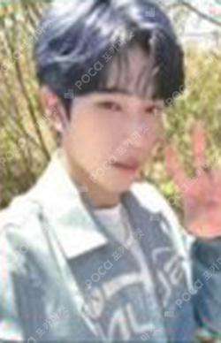 CONTINUE? HMV Chael photocard image