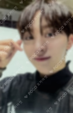 17 IS RIGHT HERE Hellolive shop LUCKY DRAW