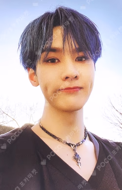 Awaken The World AWAKEN Ver. KUN photocard image