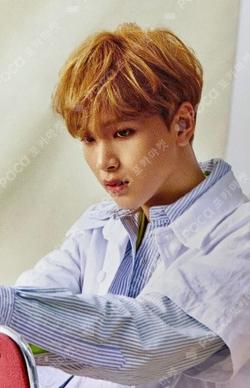 We Go Up BINDER HAECHAN photocard image