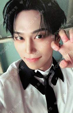 NEW CHAPTER : LUCEAT PRISM Ver. JUNSEO photocard image