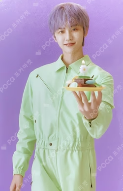 2021 SEASON'S GREETINGS HOTTRACKS