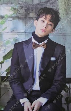 2018 SEASON’S GREETINGS MARK photocard image