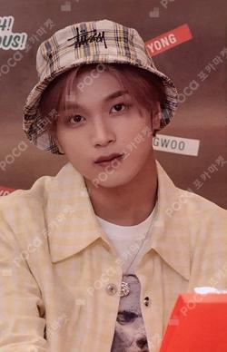 2022 SEASON'S GREETINGS Hansmusic HAECHAN photocard image