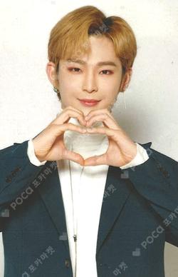 2020 ONEUS JAPAN 2ND LIVE : FLY WITH US FINAL TRADING CARD LEEDO photocard image