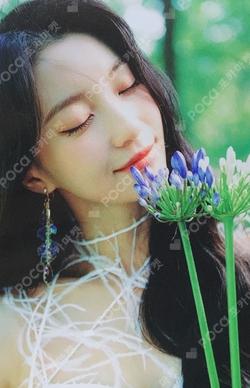 Golden Hourglass PocaAlbum Ver. YUBIN photocard image