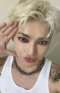 NEO CITY : JAPAN - THE UNITY PHOTO GALLERY @XYZ POP-UP TICKET BENEFITS TAEYONG photocard image