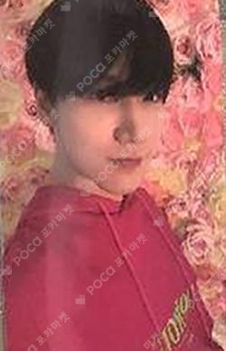 Kick Back OWHAT TEN photocard image