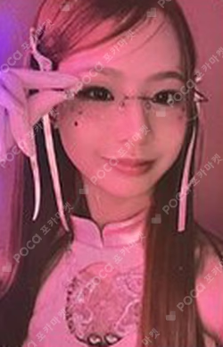 WE UNIS WEVERSE SEOWON photocard image