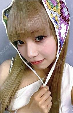 WE UNIS JUMP UP NANA photocard image