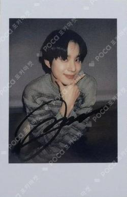 Favorite YIZHIYU JUNGWOO photocard image