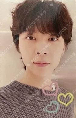 Sticker YIZHIYU