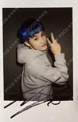 Favorite YIZHIYU MARK photocard image